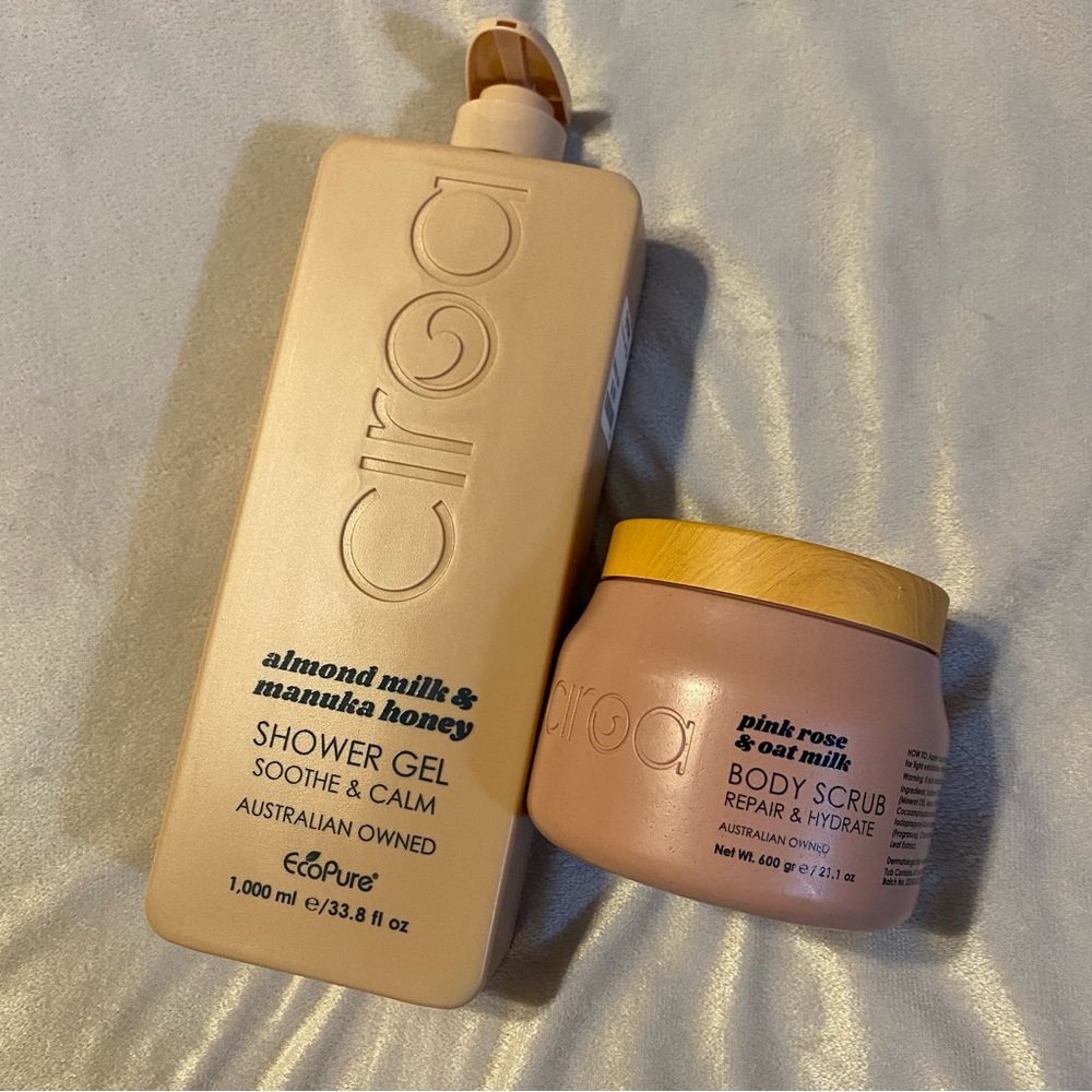 Ciroa shower gel and scrub manuka honey almond milk rose oat milk